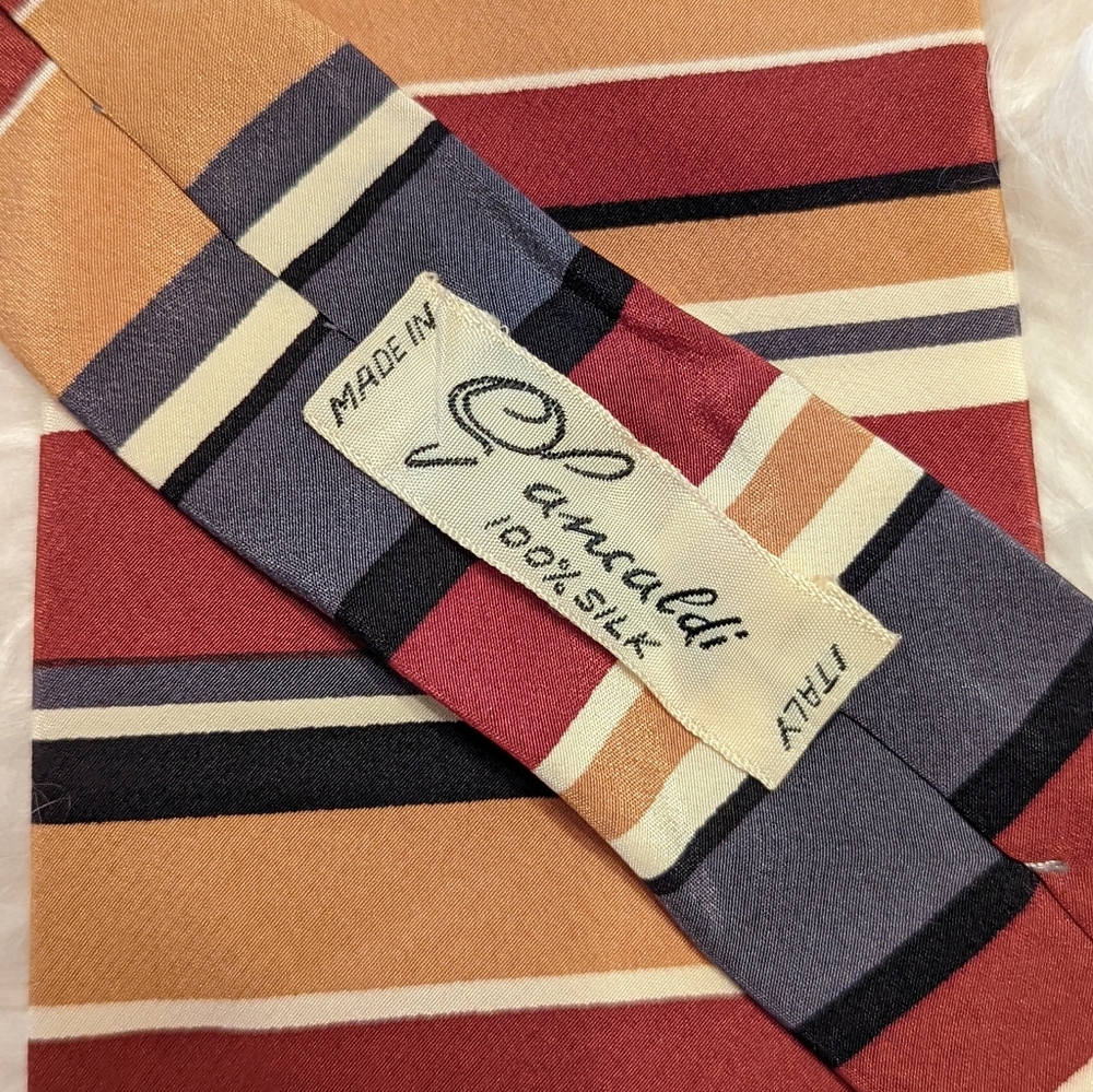 Vintage Italian Silk Iconic Graphic Art Ties - Picture 7 of 12